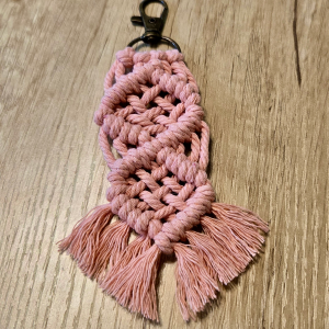 Diamond Lattice Center Keychain